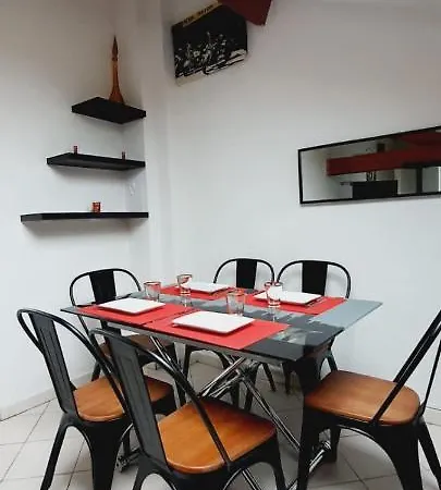 3 Pieces Avec Piscine Apartment *