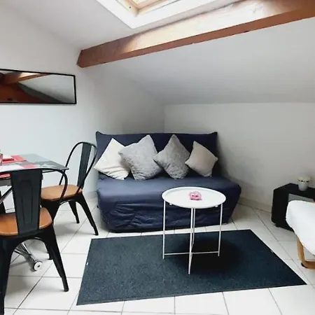 Appartement 3 Pieces Avec Piscine *