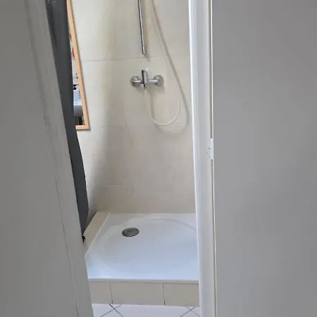 Apartment Atypique T3 Avec Piscine A Partager En Option La Ferte-Gaucher