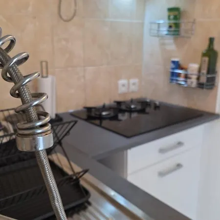 T3 Lumineux Avec Piscine A Partager En Option *