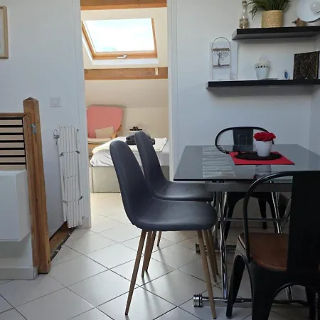 T3 Cosy Avec Piscine A Partager En Option 아파트 La Ferté-Gaucher
